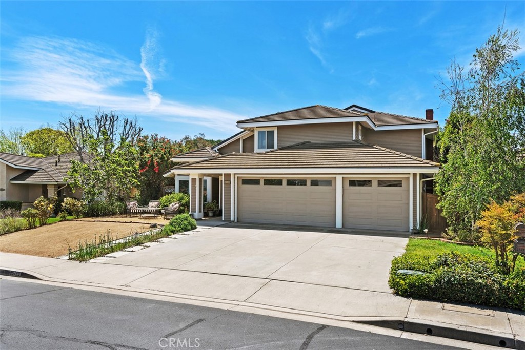 25732 Weston Drive Property Photo 3
