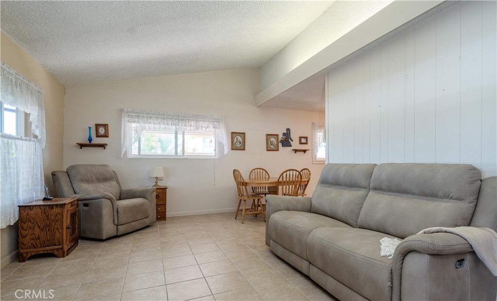 14431 Shirley Street Property Photo 7