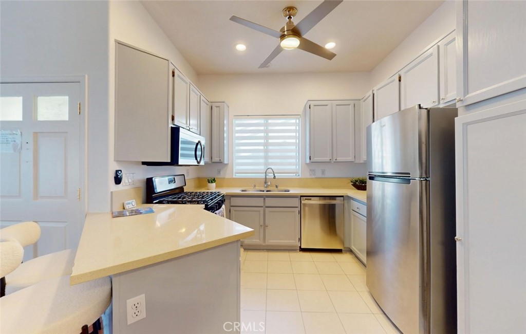 210 California Court Property Photo 14