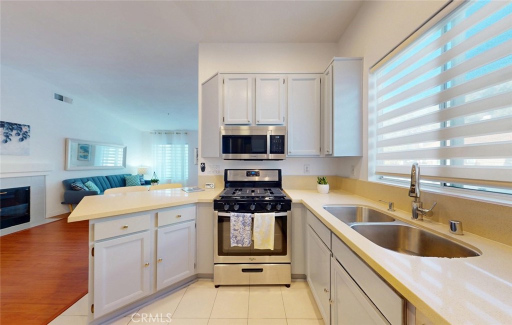 210 California Court Property Photo 15
