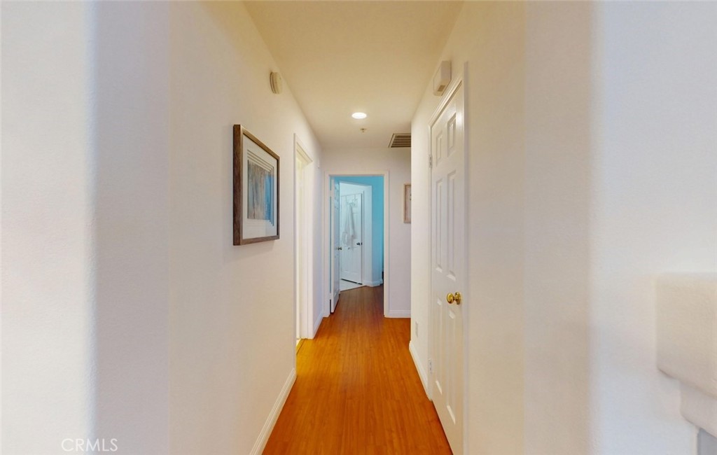 210 California Court Property Photo 19