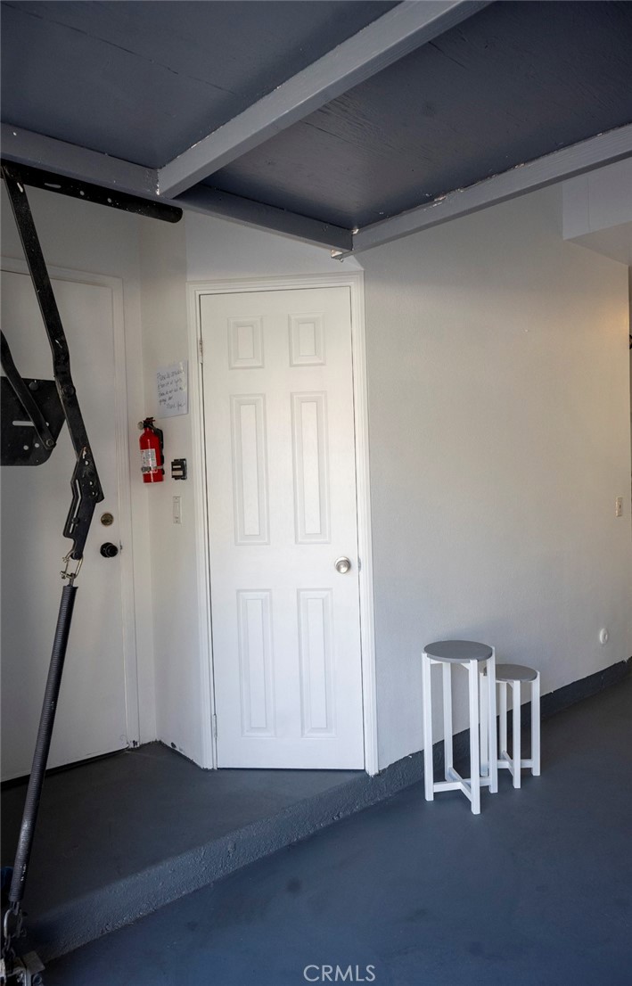 210 California Court Property Photo 30
