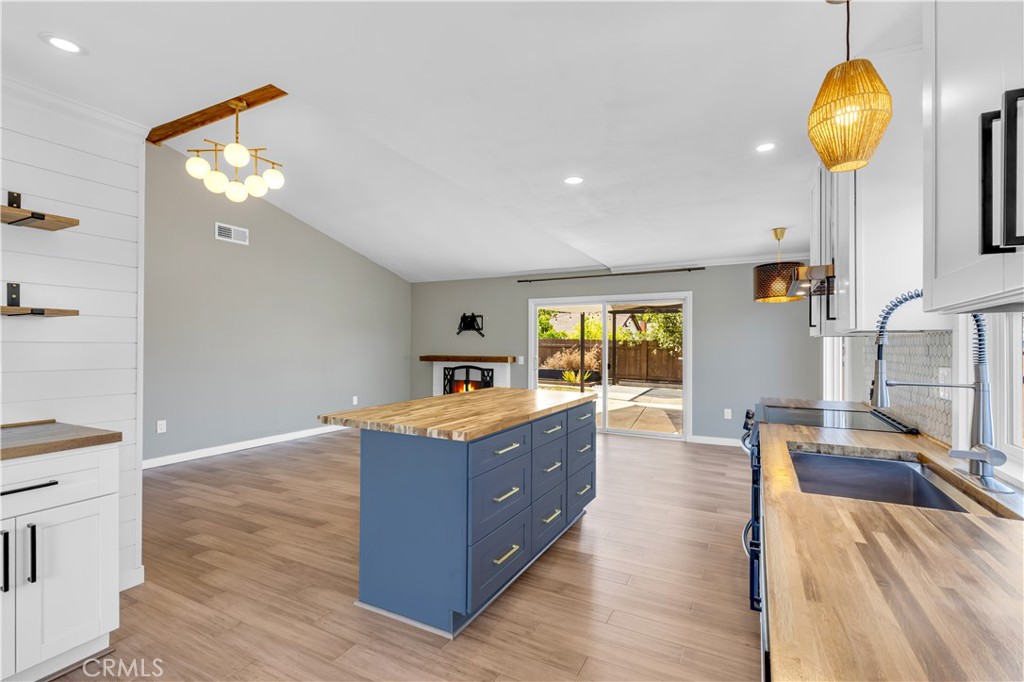 1195 Via Teresa Property Photo 17