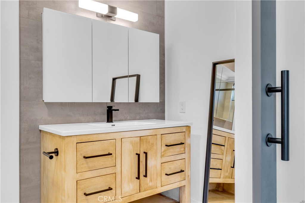 1195 Via Teresa Property Photo 26