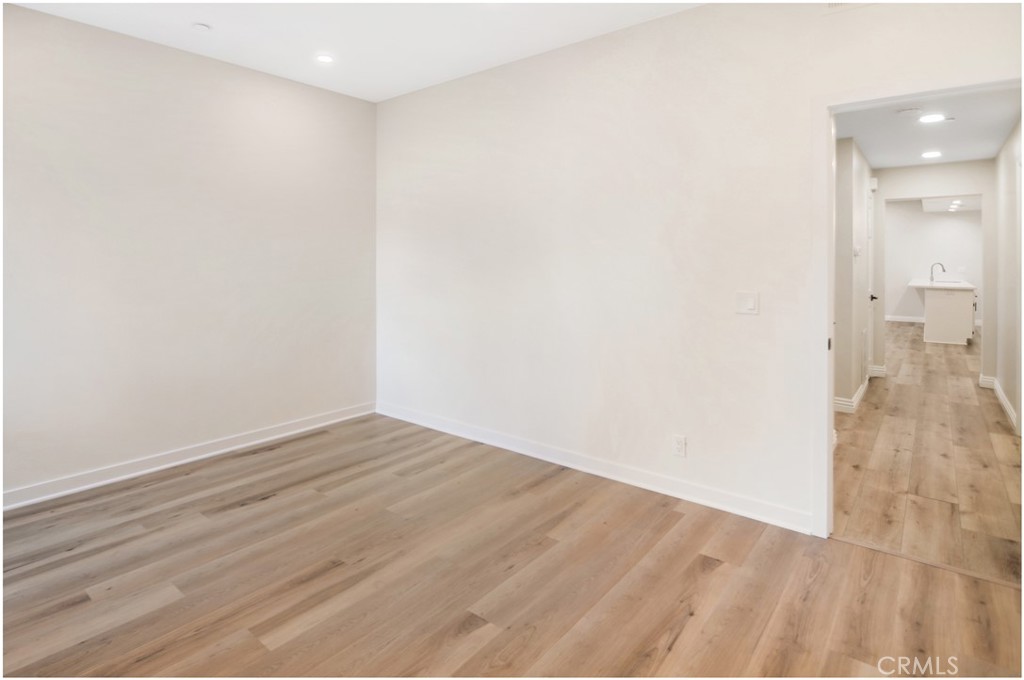 17200 Newhope Property Photo 16