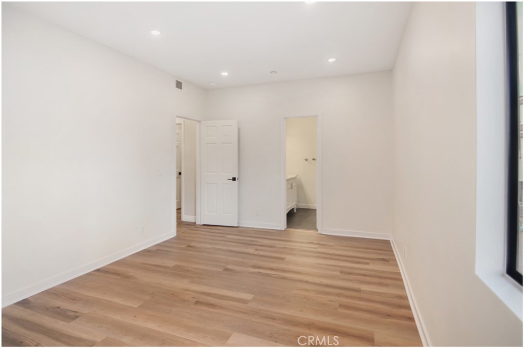17200 Newhope Property Photo 19