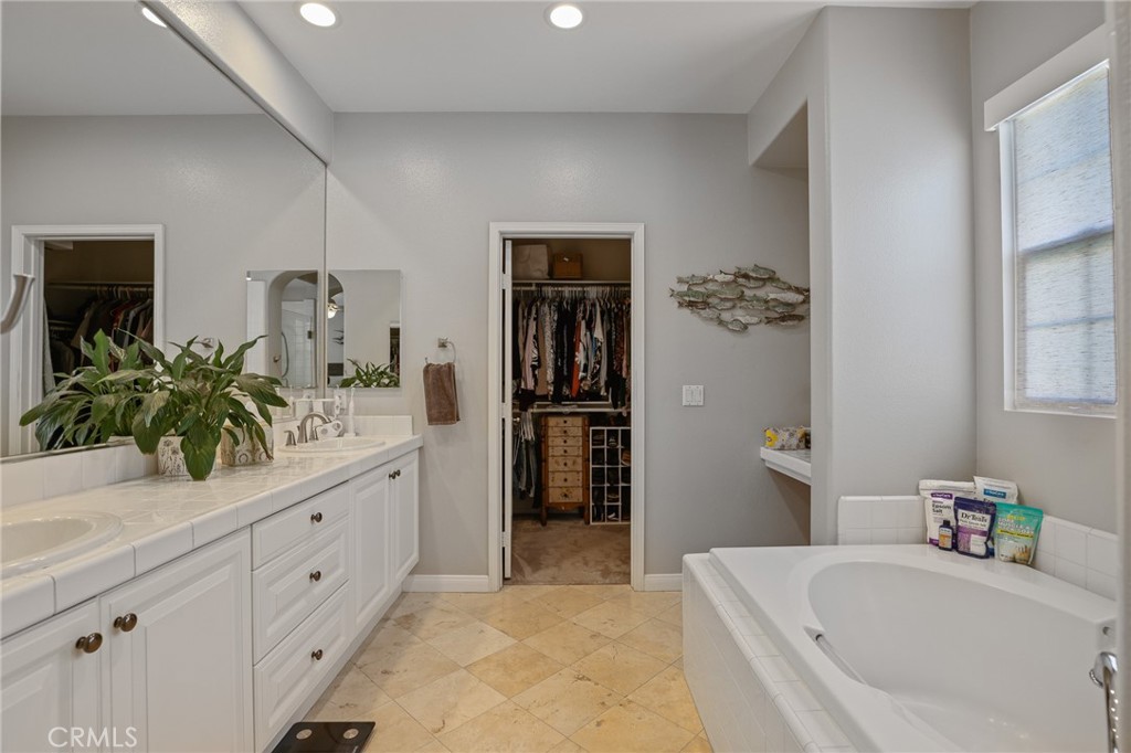 15 Calle Clasico Property Photo 26