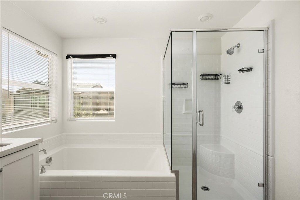 24557 Sonieta Court Property Photo 24
