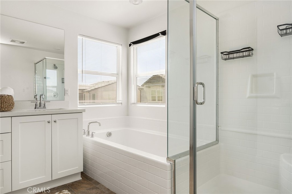 24557 Sonieta Court Property Photo 26