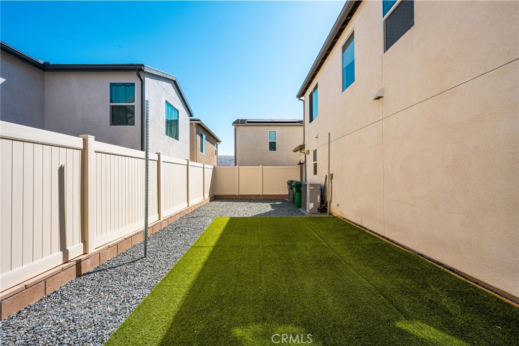 24557 Sonieta Court Property Photo 34