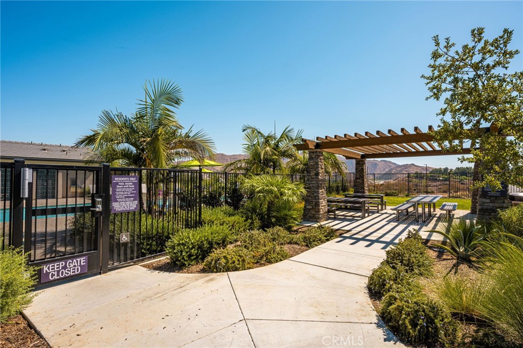 24557 Sonieta Court Property Photo 36