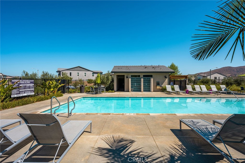 24557 Sonieta Court Property Photo 38