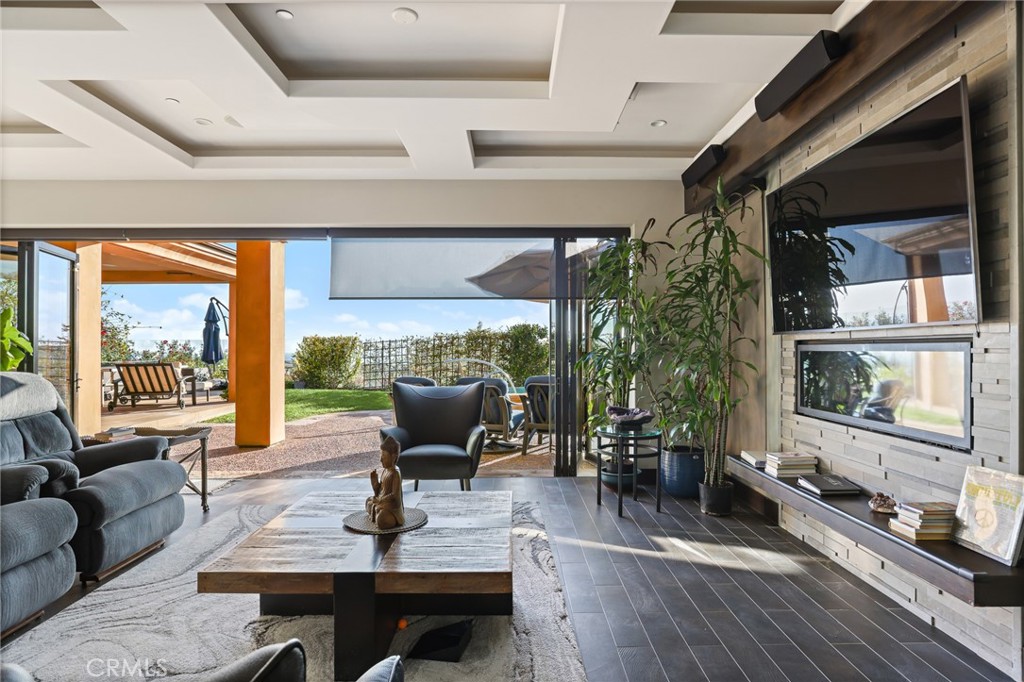 33811 Paseo Divinidad Property Photo 7