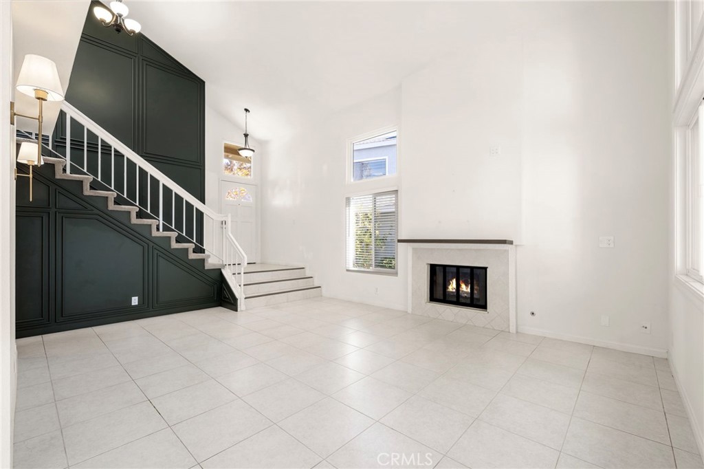 22262 Summit Hill Property Photo 4