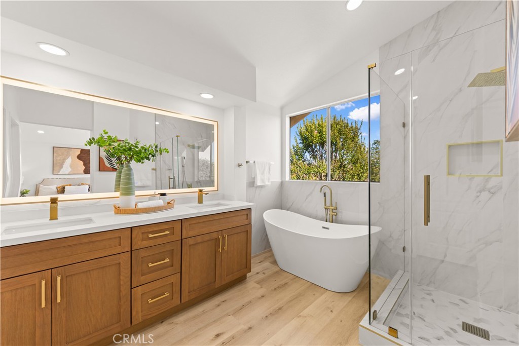 24826 Oxford Property Photo 26