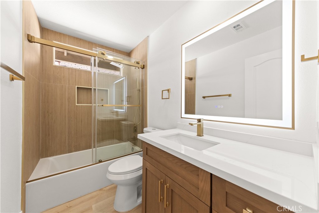 24826 Oxford Property Photo 37