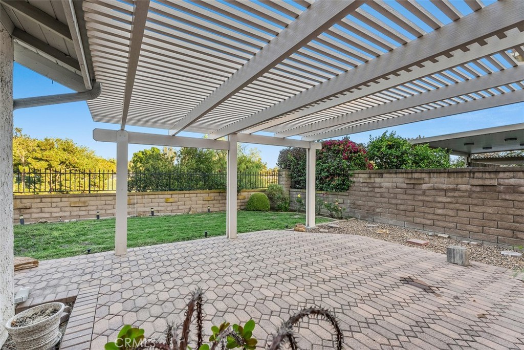 26242 Golada Property Photo 26