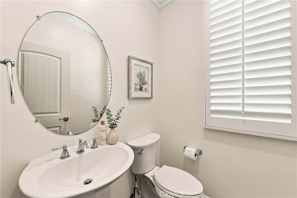 82 Winslow Property Photo 12