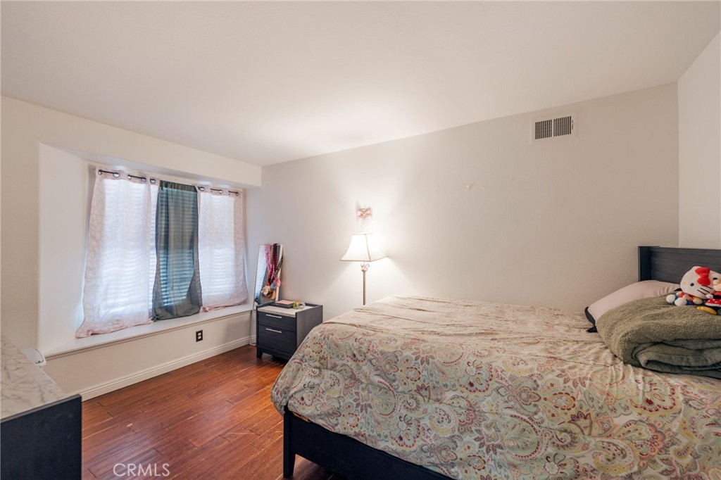 32730 Royal Oak Property Photo 8