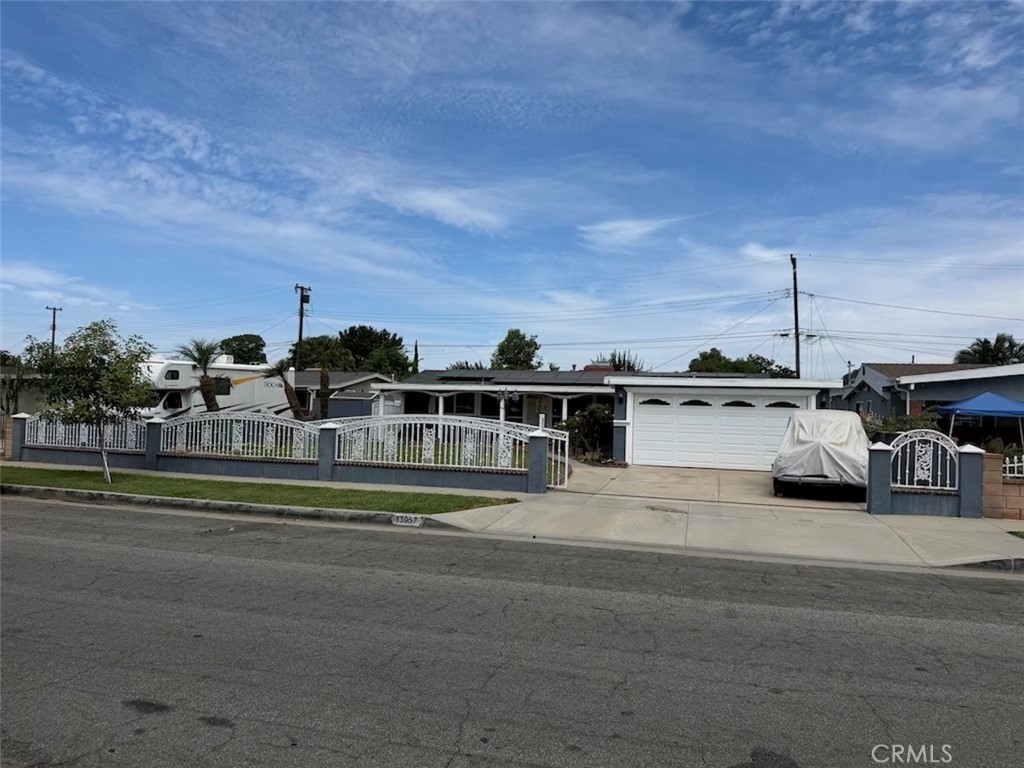 13957 Bora Dr Property Photo 1