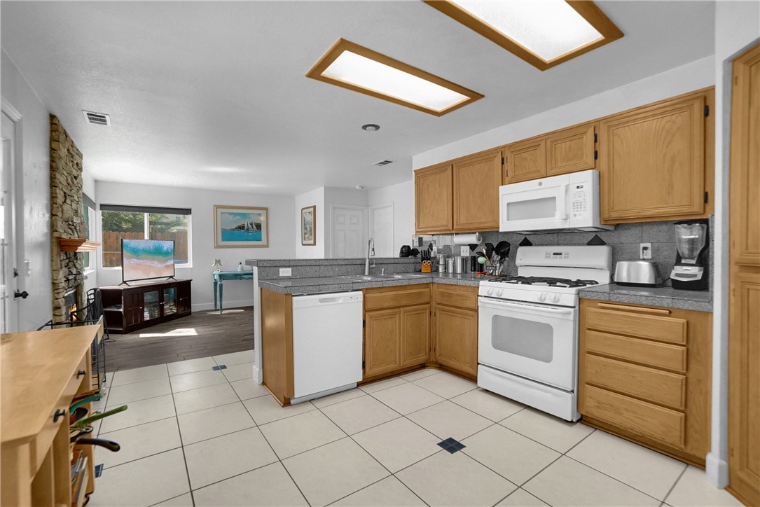 14426 Laguna Court Property Photo 8