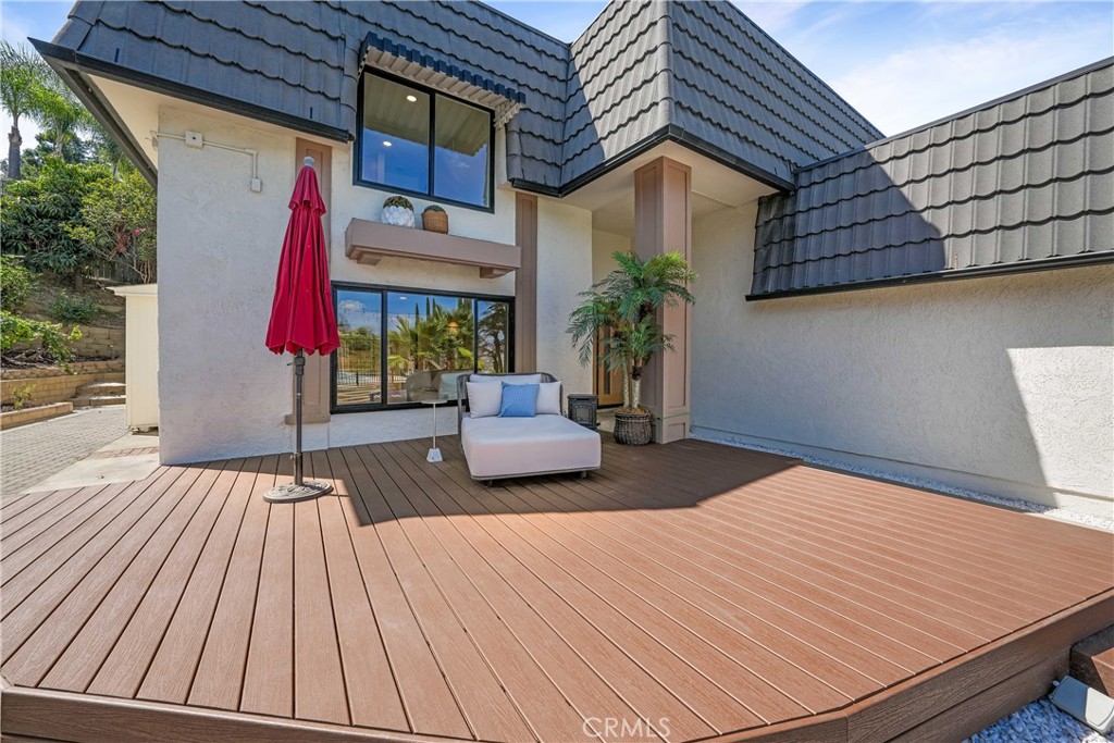 20512 Starshine Property Photo 1