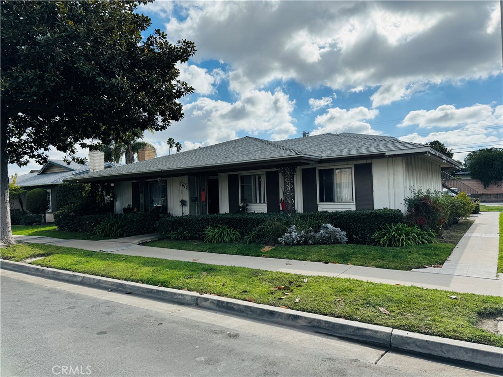 7612 Amazon 2 Property Photo 1
