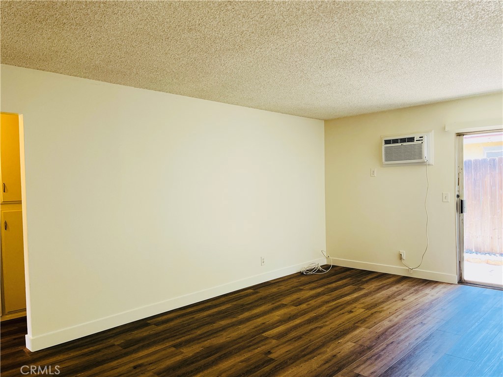 7612 Amazon 2 Property Photo 4