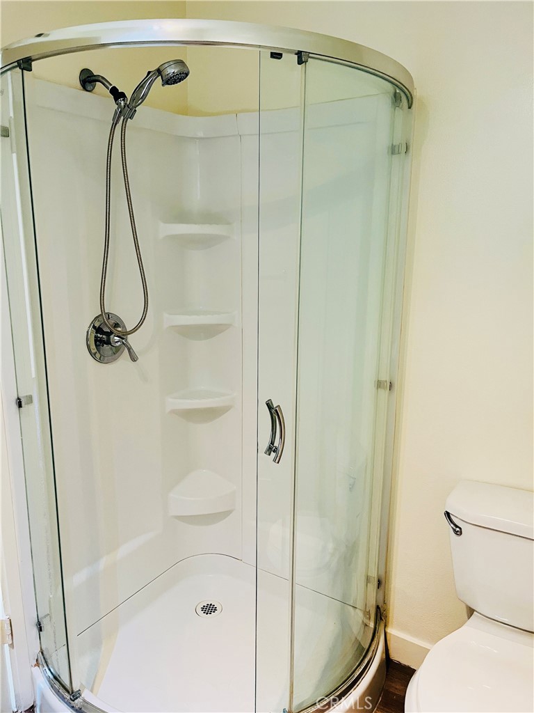 7612 Amazon 2 Property Photo 9