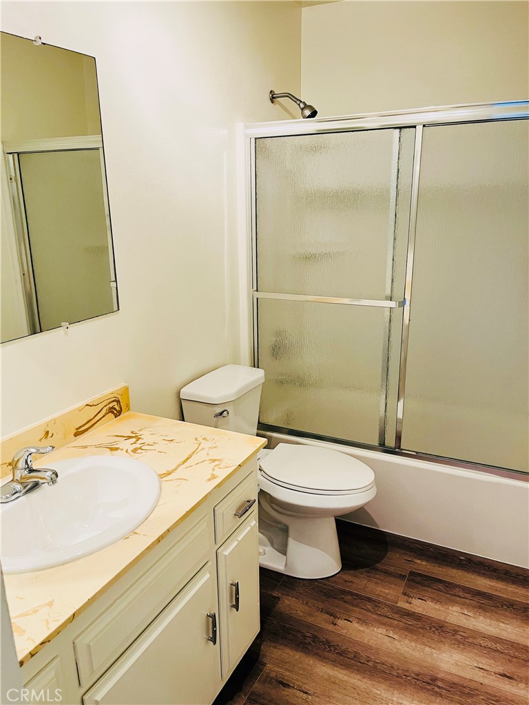 7612 Amazon 2 Property Photo 12