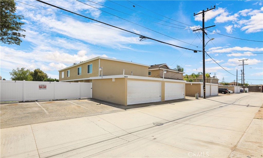2937 Mendoza C Property Photo 26