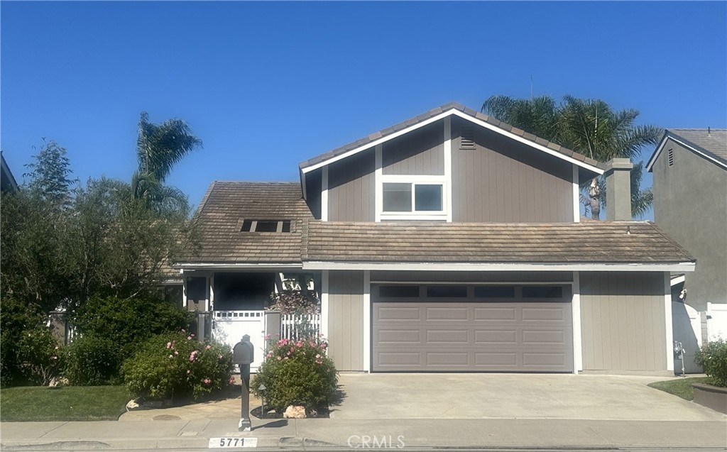5771 Grimsby Drive Property Photo 1