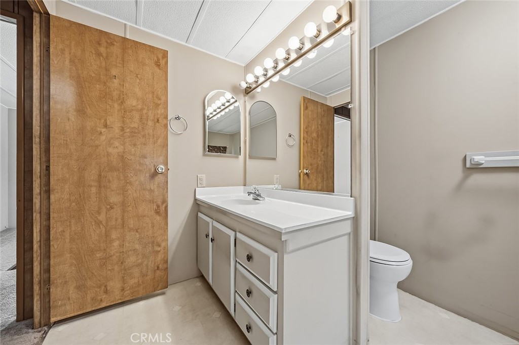 200 W San Bernardino Ave 125 Property Photo 19