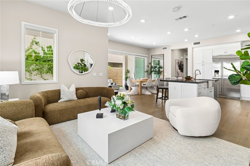 111 Spiral Property Photo 1