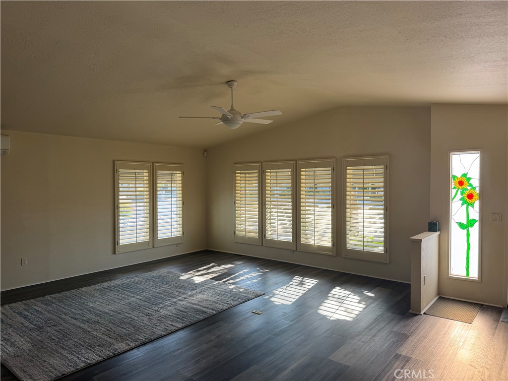 74406 Mercury Circle E Property Photo 3