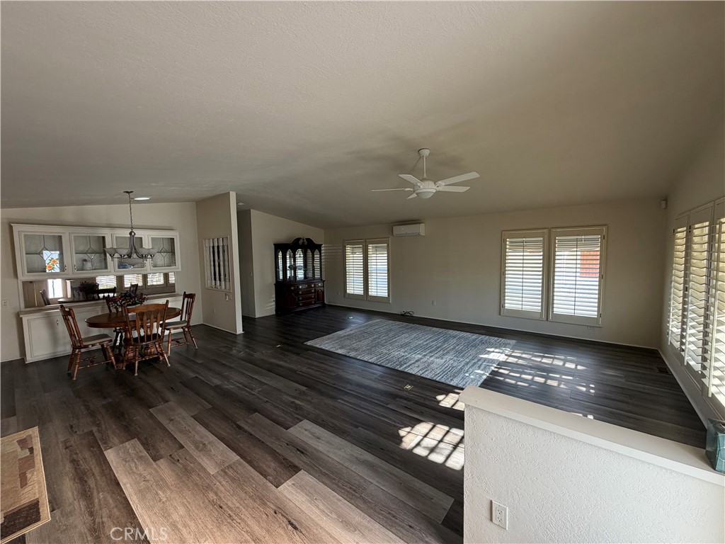 74406 Mercury Circle E Property Photo 6