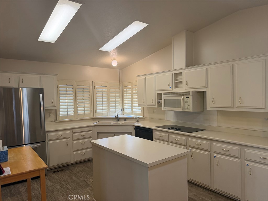 74406 Mercury Circle E Property Photo 7