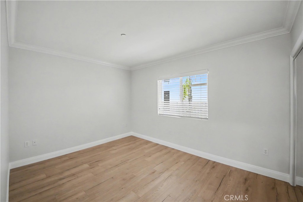 1878 Greenfield Avenue 204 Property Photo 24
