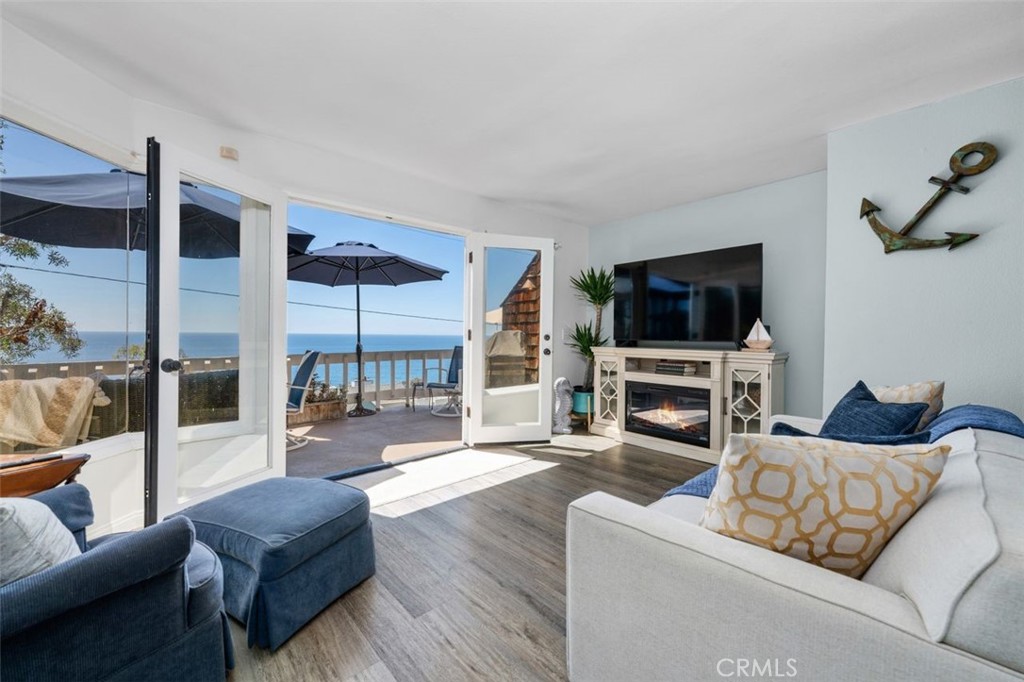 2430 Glenneyre Property Photo 1