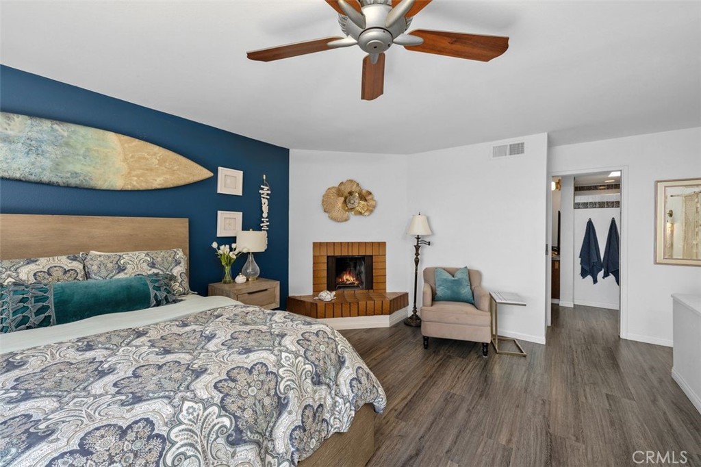 2430 Glenneyre Property Photo 18