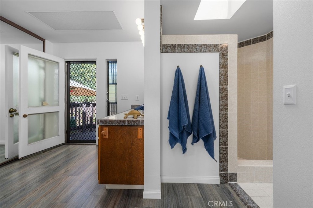 2430 Glenneyre Property Photo 24
