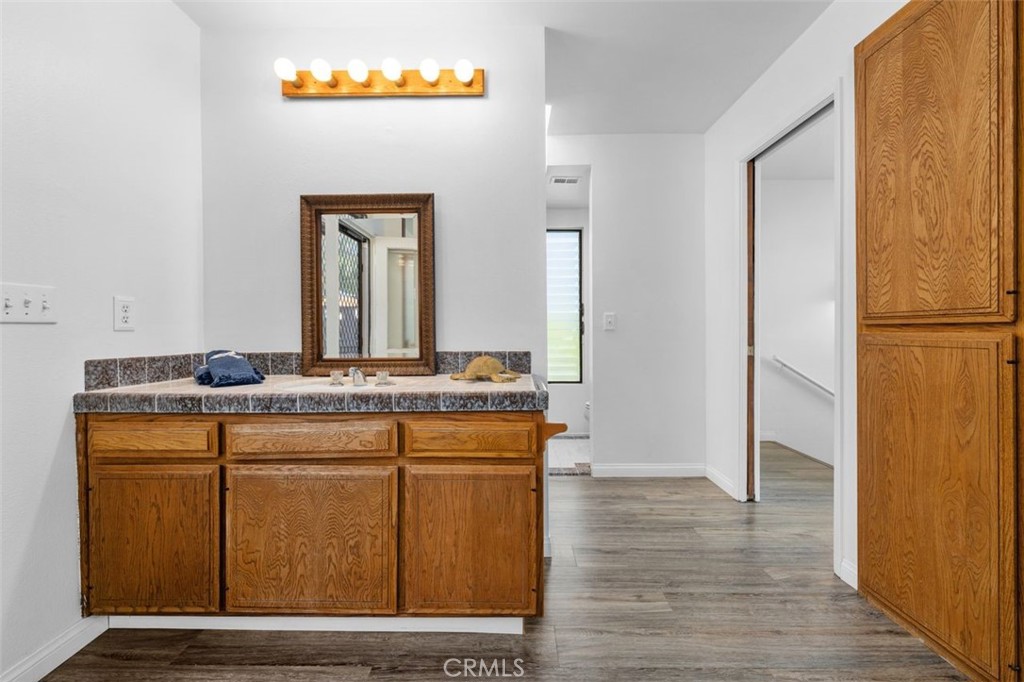 2430 Glenneyre Property Photo 26