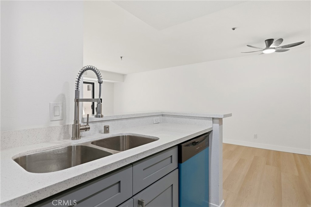 700 W 3rd Street A209 Property Photo 13