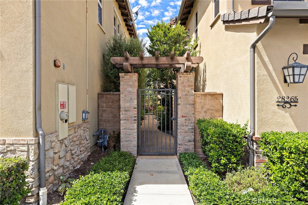 28265 Via Del Mar Property Photo 4
