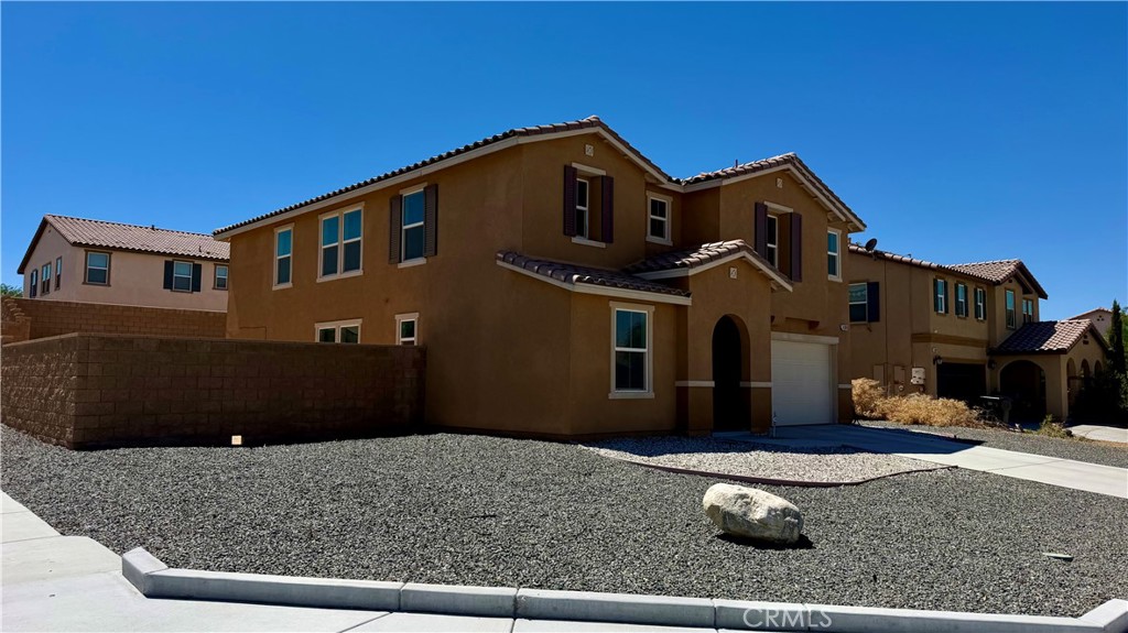 14389 Lorado Property Photo 2