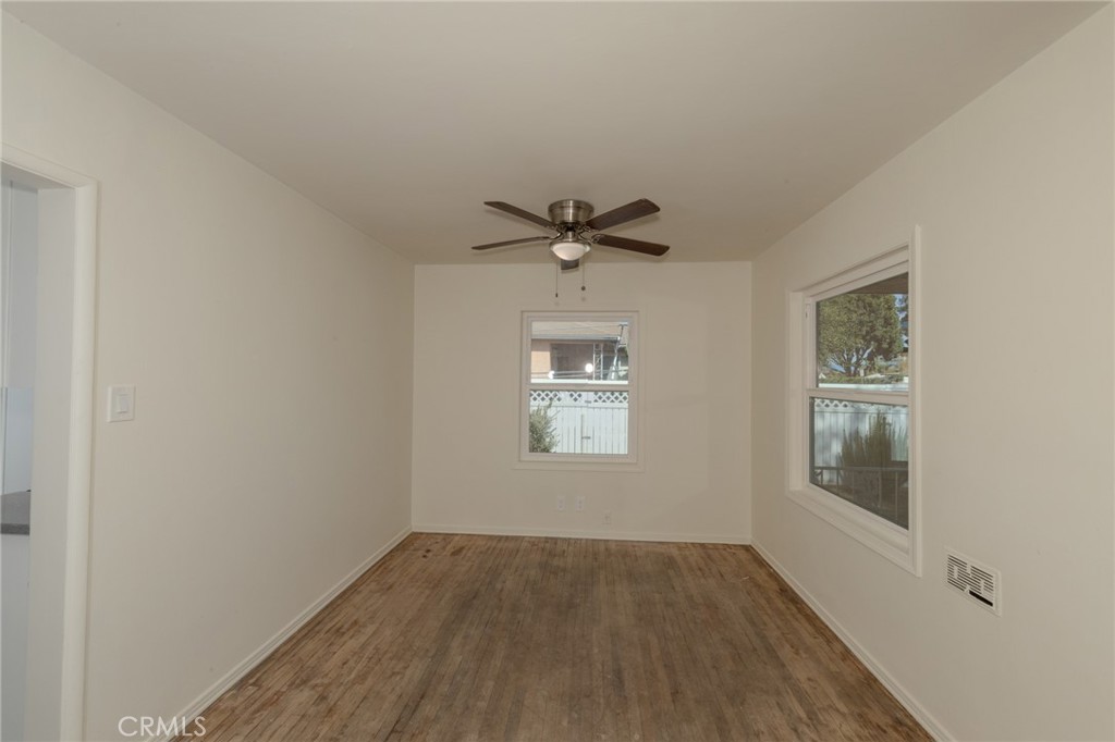10318 Loch Lomond Property Photo 10