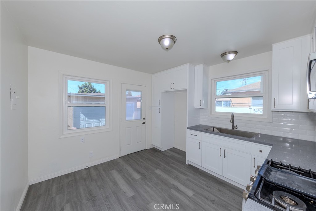 10318 Loch Lomond Property Photo 13