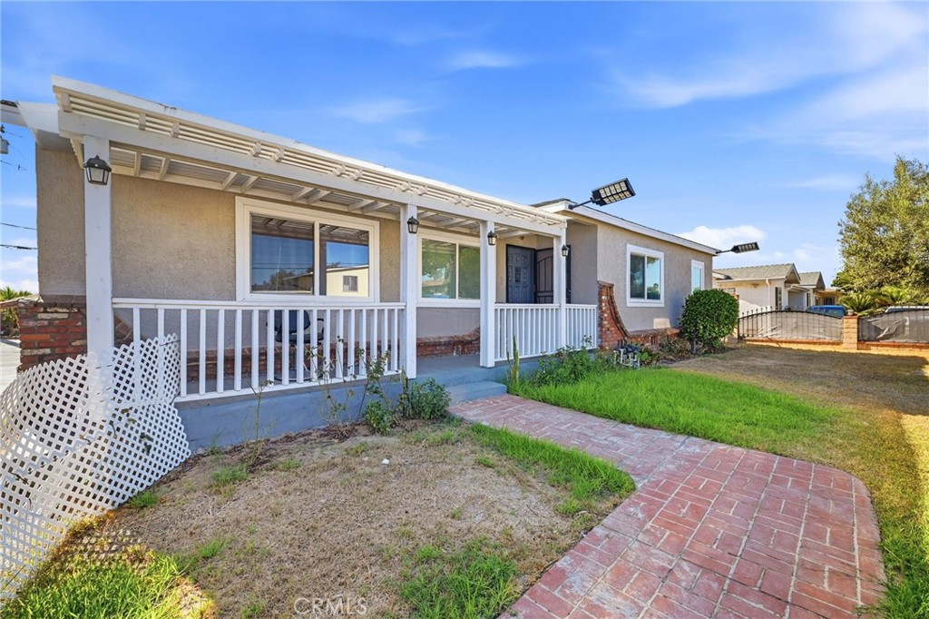 13911 Pacific Property Photo