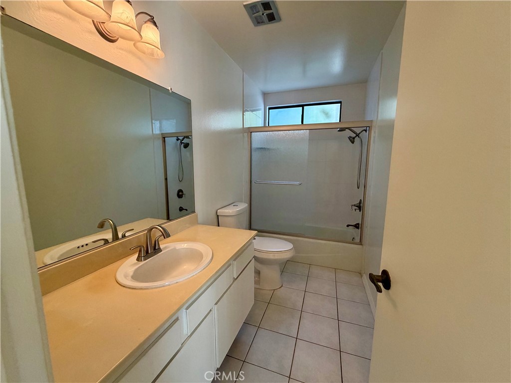 22661 Spring Lake Lane Property Photo 11