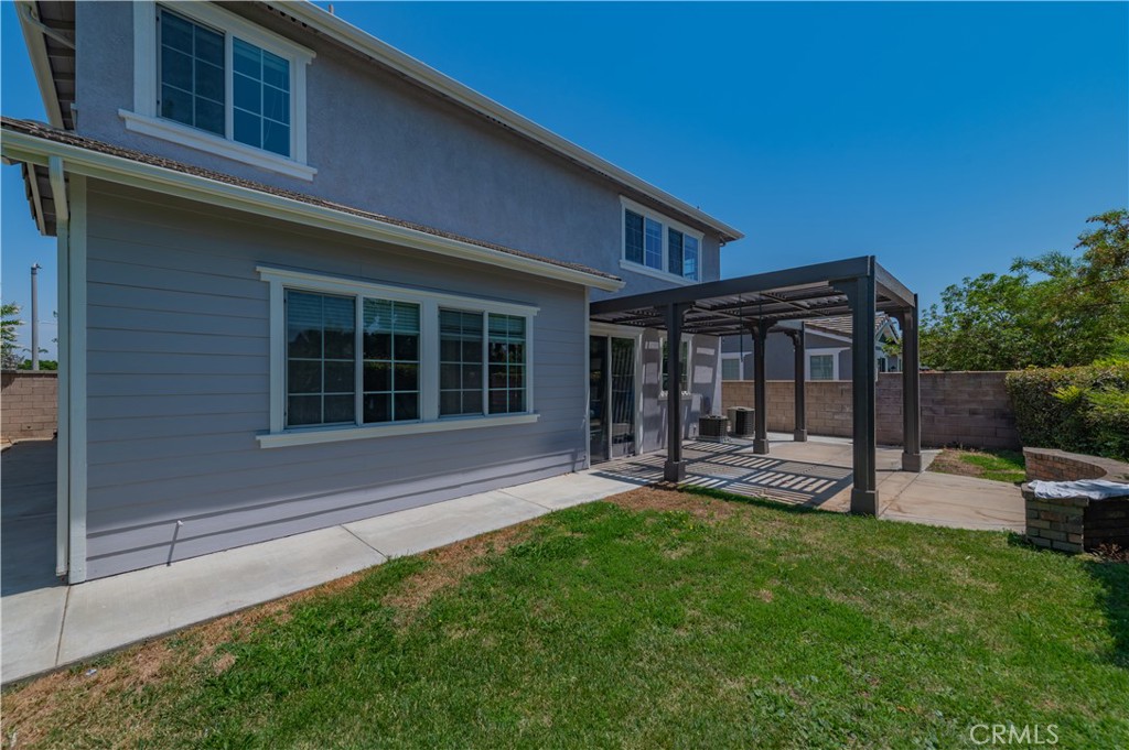 7586 Wild Horse Way Property Photo 15